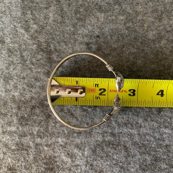 Vintage Sterling Silver .925 Engraved Dolphins Bracelet Cuff - Picture 9 of 9